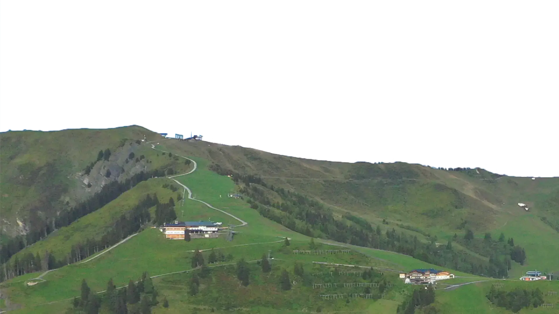 Sommerlicher Blick auf den Kreuzkogel an der 3-Bergeschaukel Dorfgastein Großarl